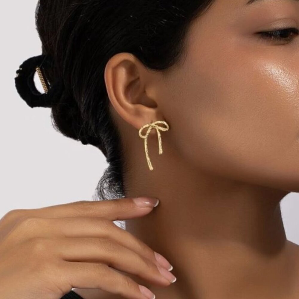 NEW gold coquette bow earrings, gold bow jewelry, gold stud earrings, boho - Picture 1 of 2